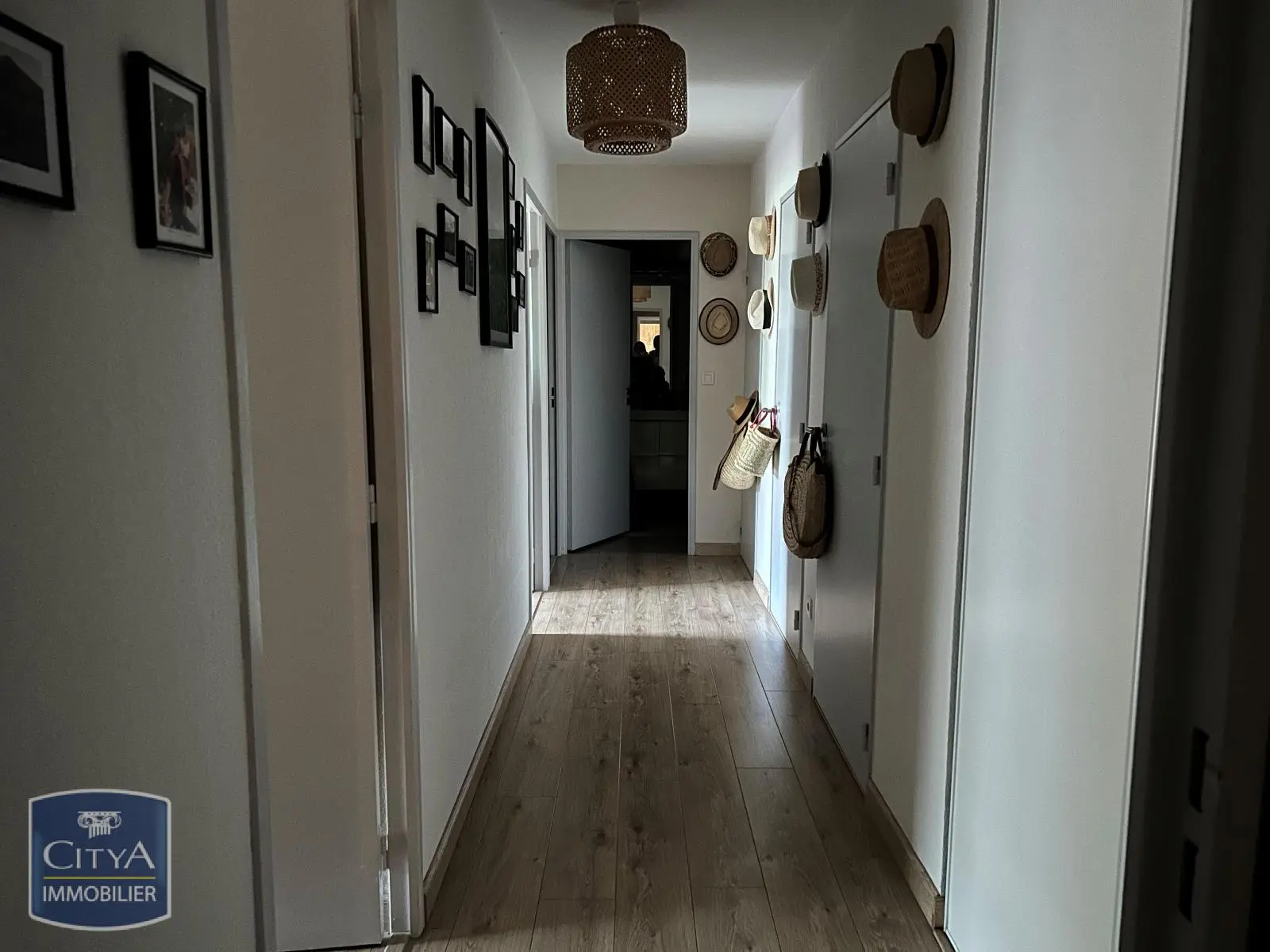 Photo 9 Appartement 4 pièces 97.56m²