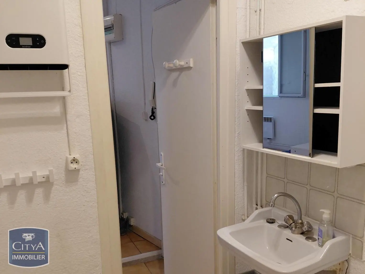 Photo 3 Appartement 1 pièce 27.92m²