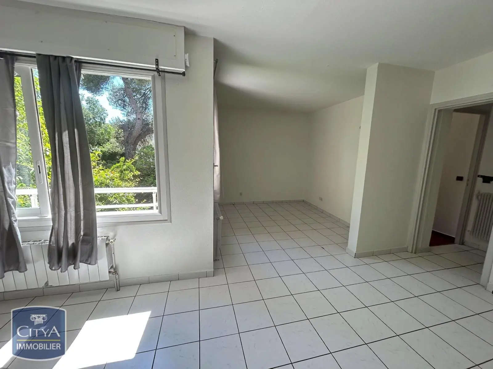 Photo 2 Appartement 1 pièce 40.06m²