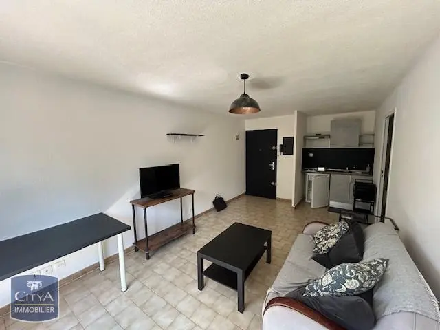 Photo 1 Appartement 1 pièce 31.71m²