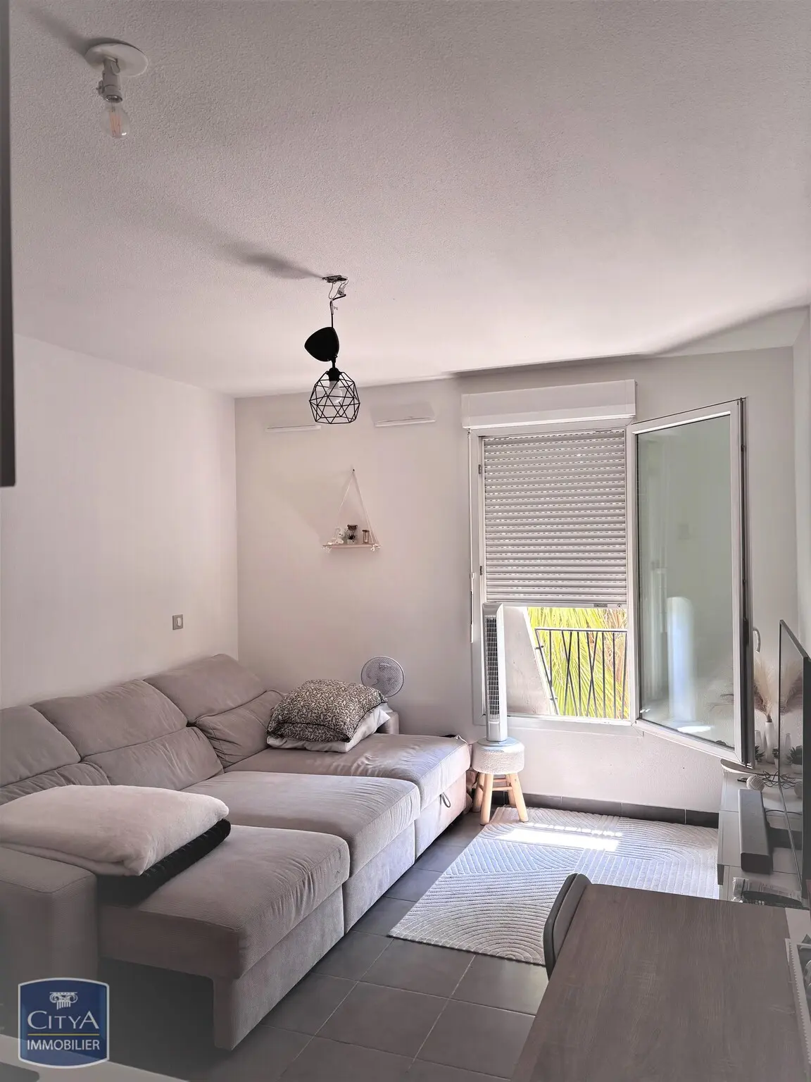 Photo 2 Appartement 1 pièce 22.46m²