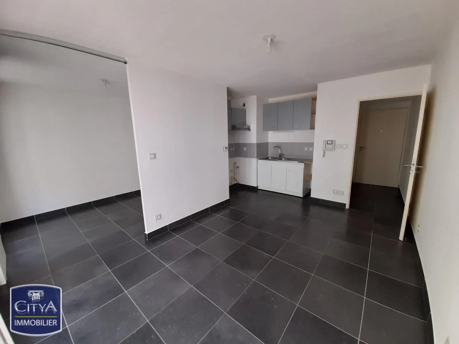 Photo 4 Appartement 1 pièce 27m²
