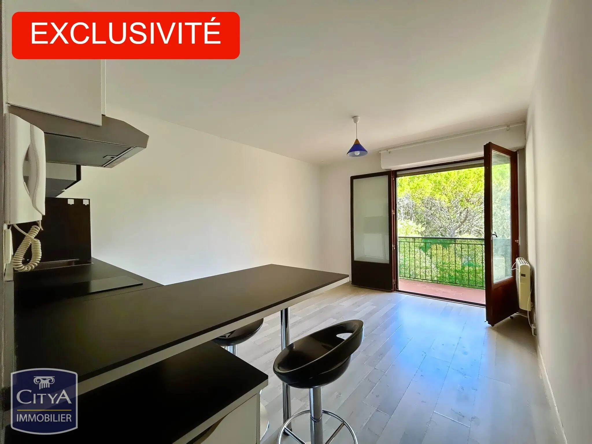 Photo 1 Appartement 1 pièce 21.33m²