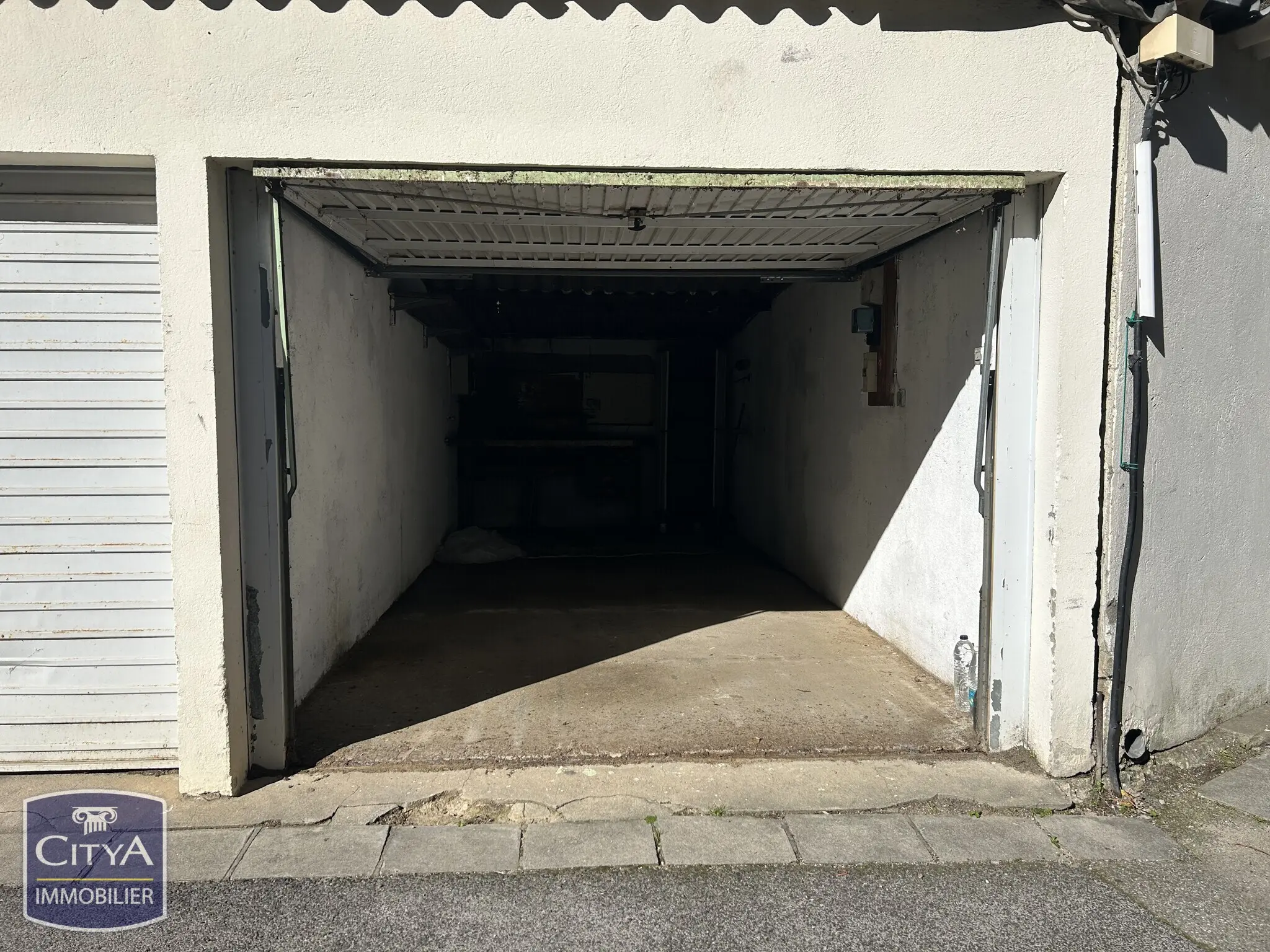 Photo 2 Parking 18.9m²