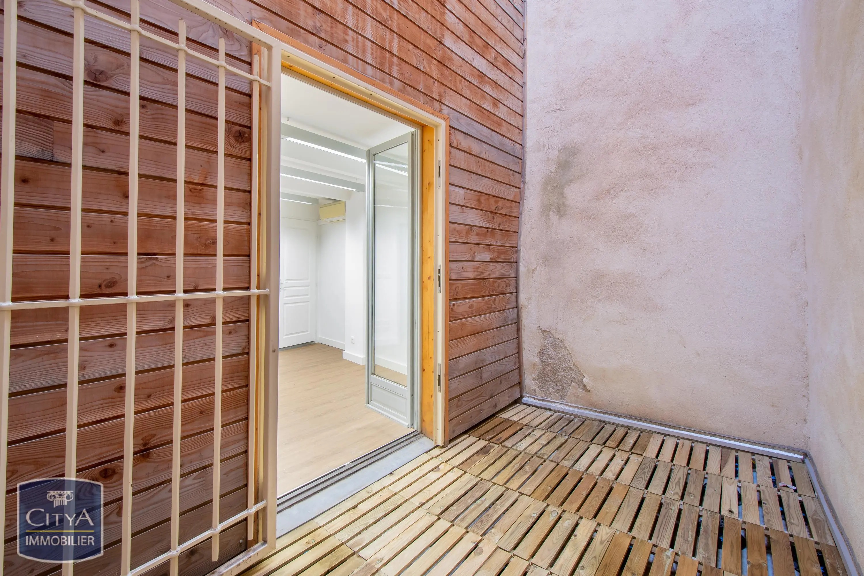 Photo 9 Appartement 5 pièces 110.82m²