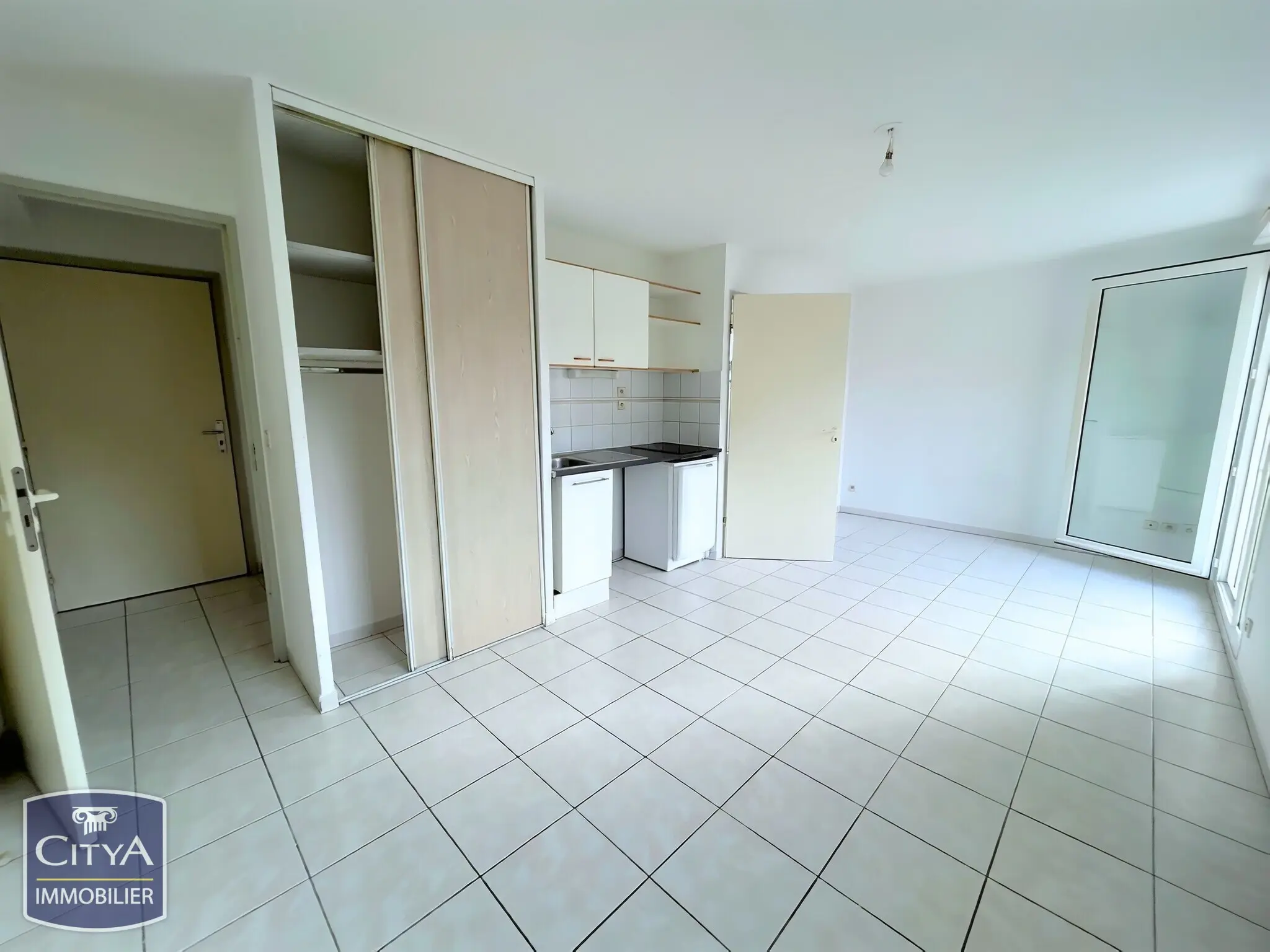 Photo 2 Appartement 2 pièces 30.81m²