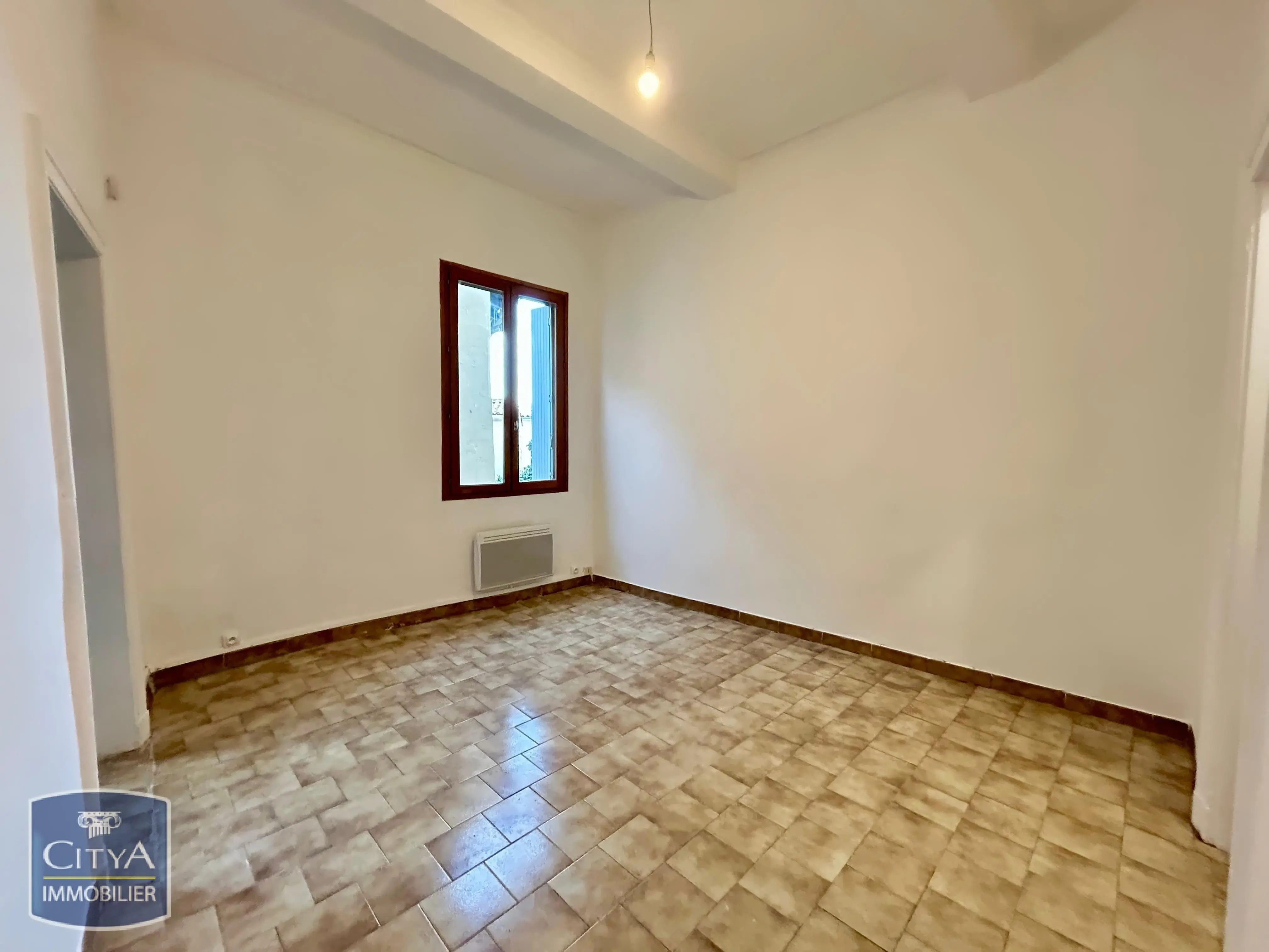 Photo 2 Appartement 1 pièce 28.55m²