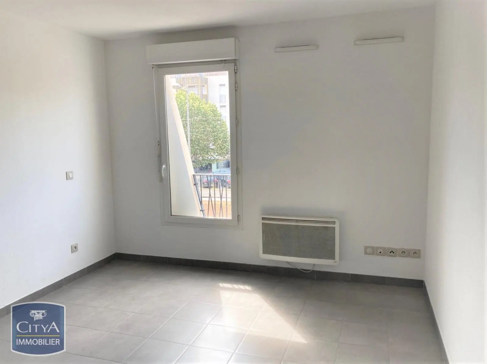 Photo 1 Appartement 1 pièce 22.3m²