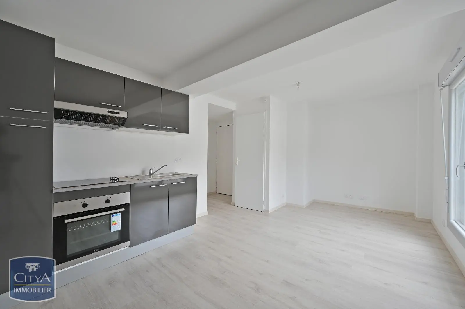 Photo 3 Appartement 2 pièces 33.21m²