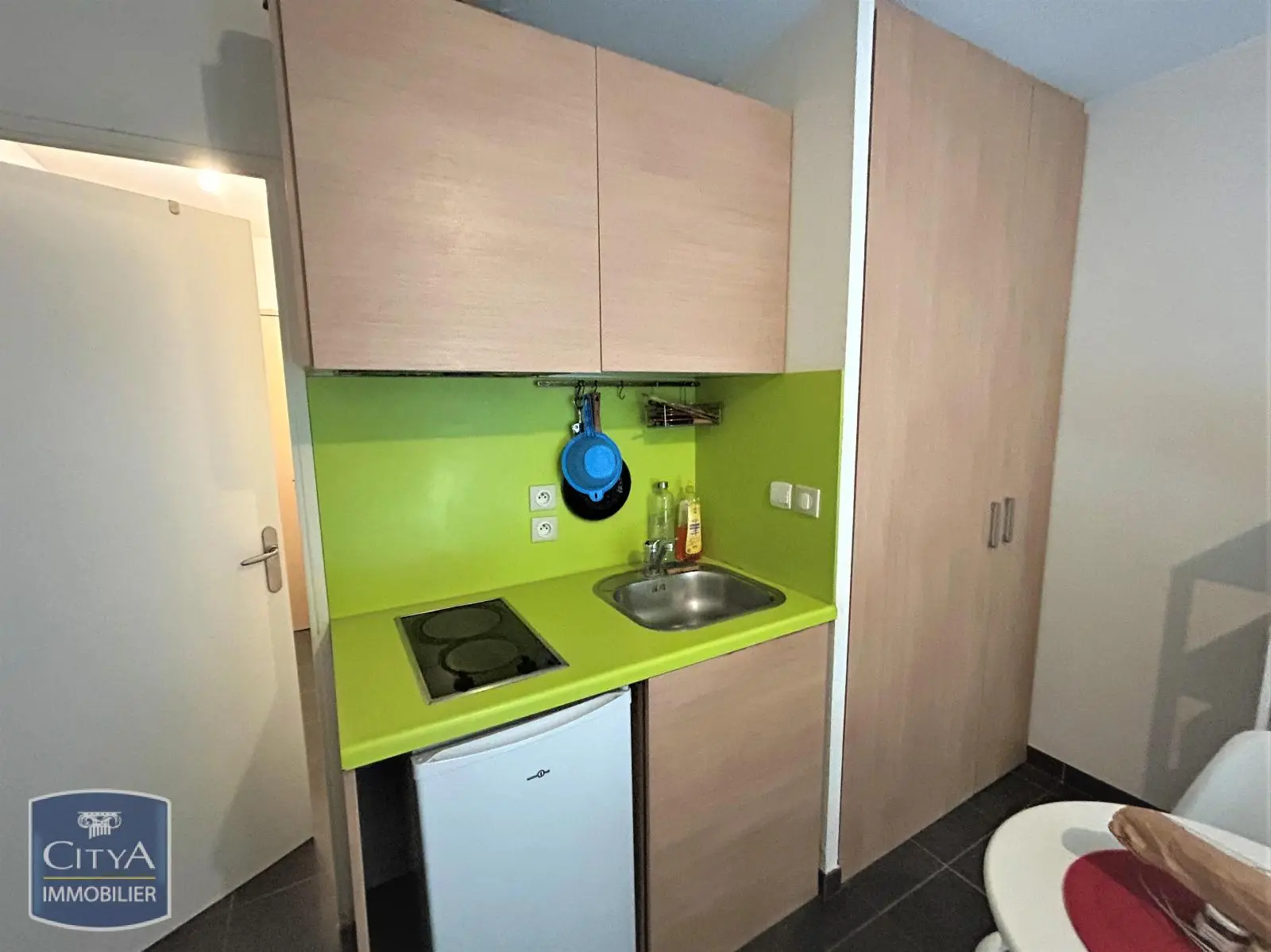 Photo 3 Appartement 1 pièce 21.8m²