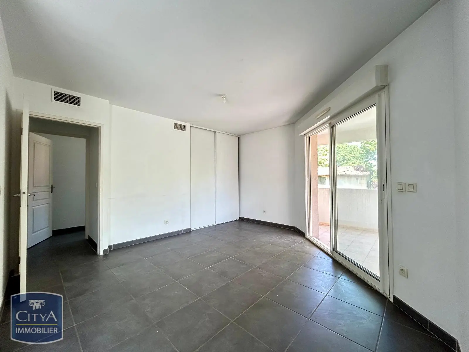 Photo 3 Appartement 3 pièces 84.89m²