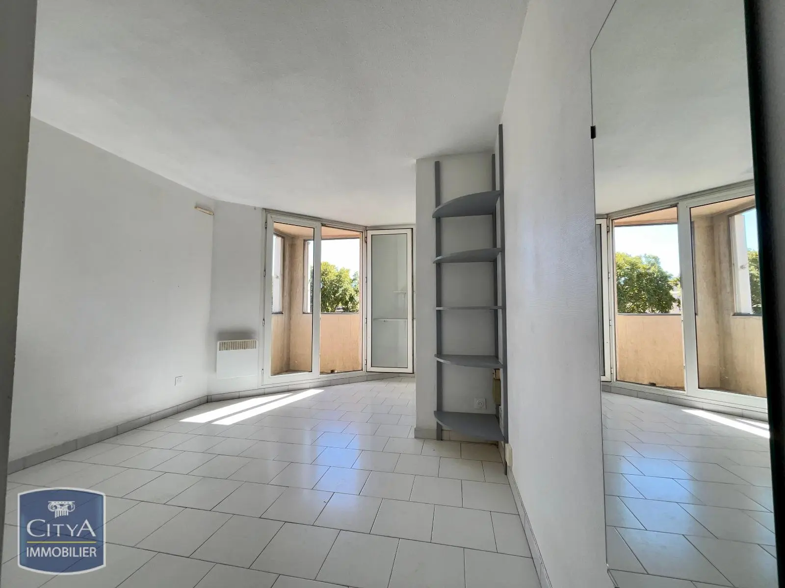 Photo 2 Appartement 1 pièce 19.45m²