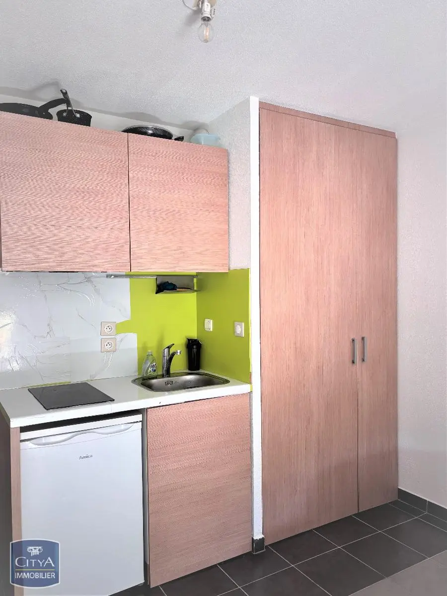 Photo 2 Appartement 1 pièce 22.3m²
