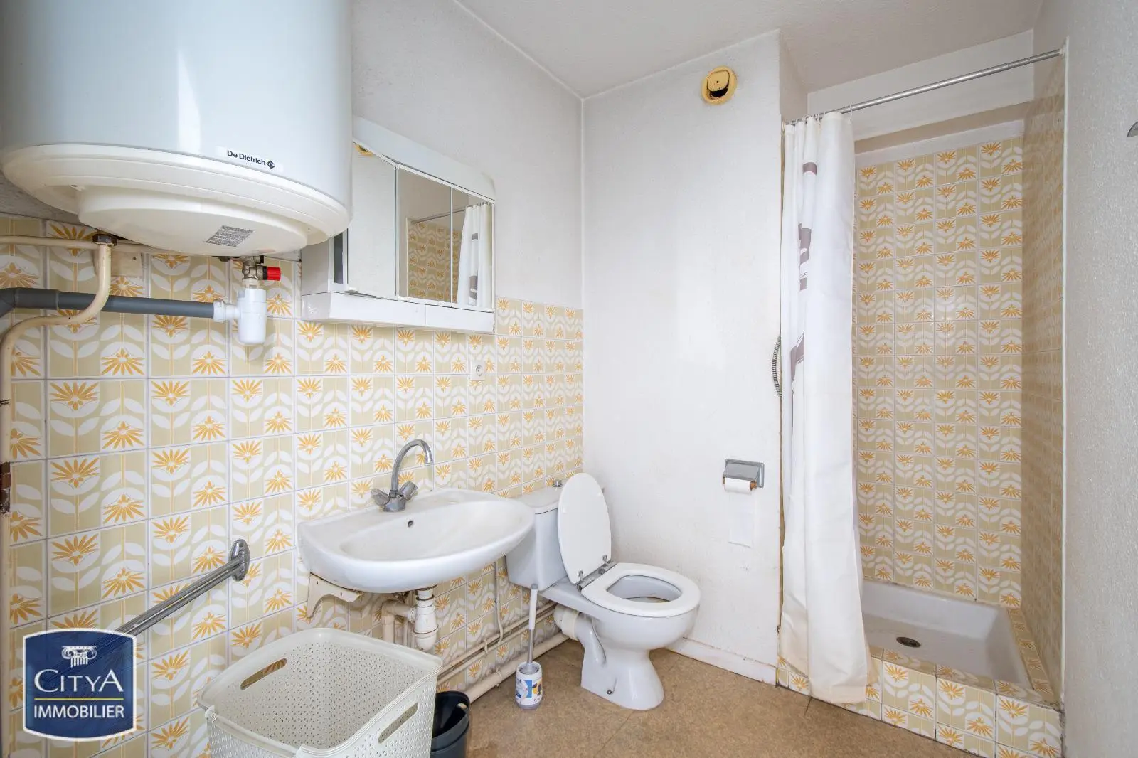 Salle d'eau avec WC