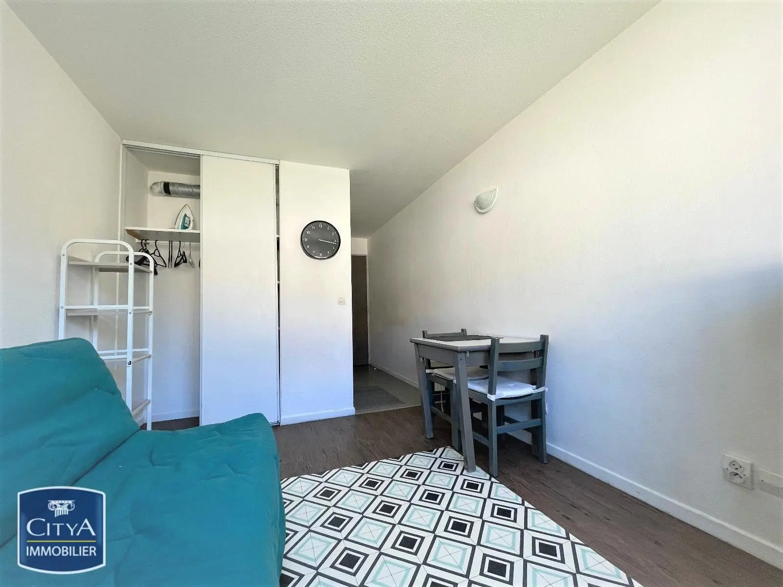 Photo 2 Appartement 1 pièce 16.85m²