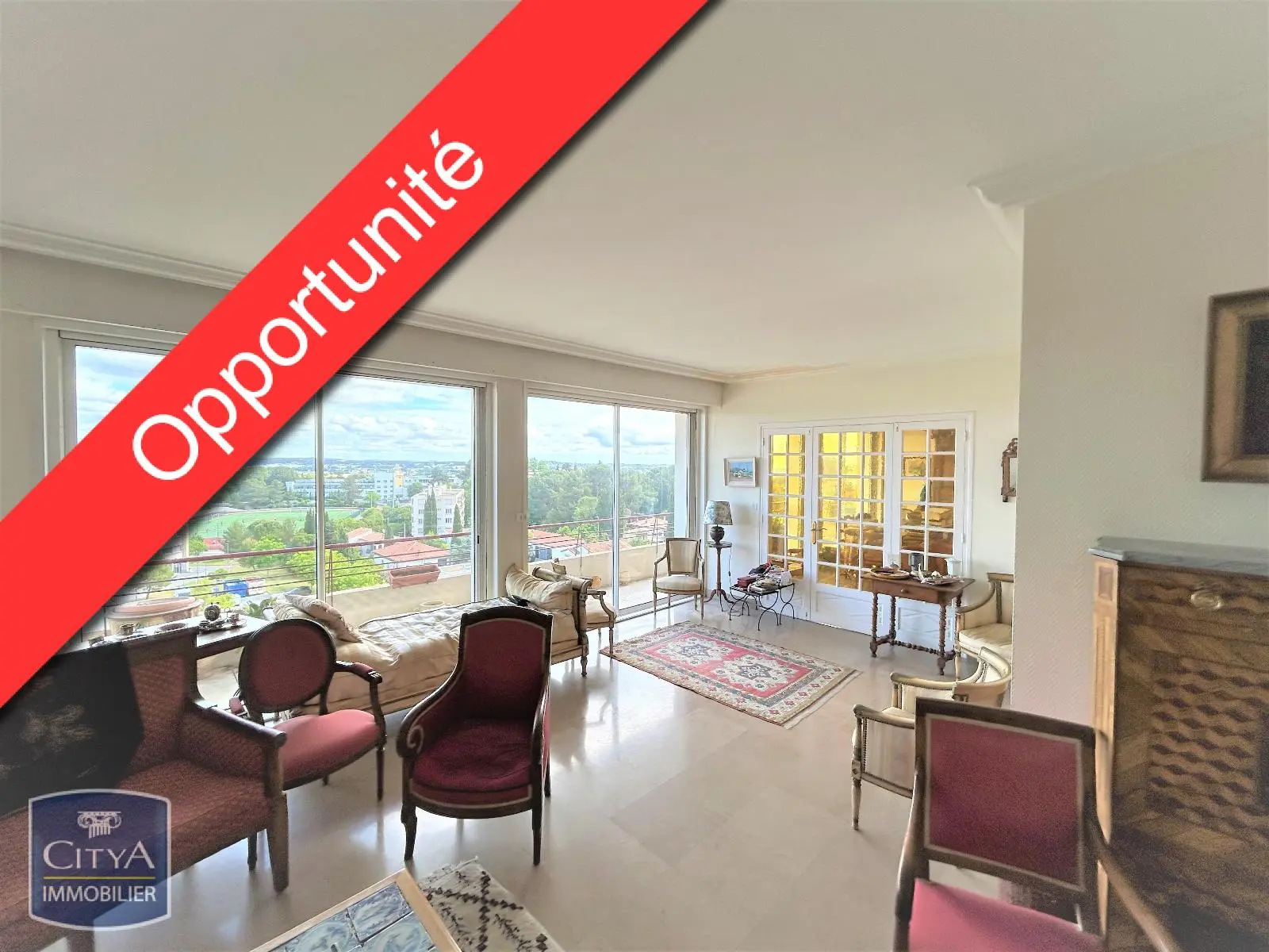 Photo 1 Appartement 6 pièces 146.81m²