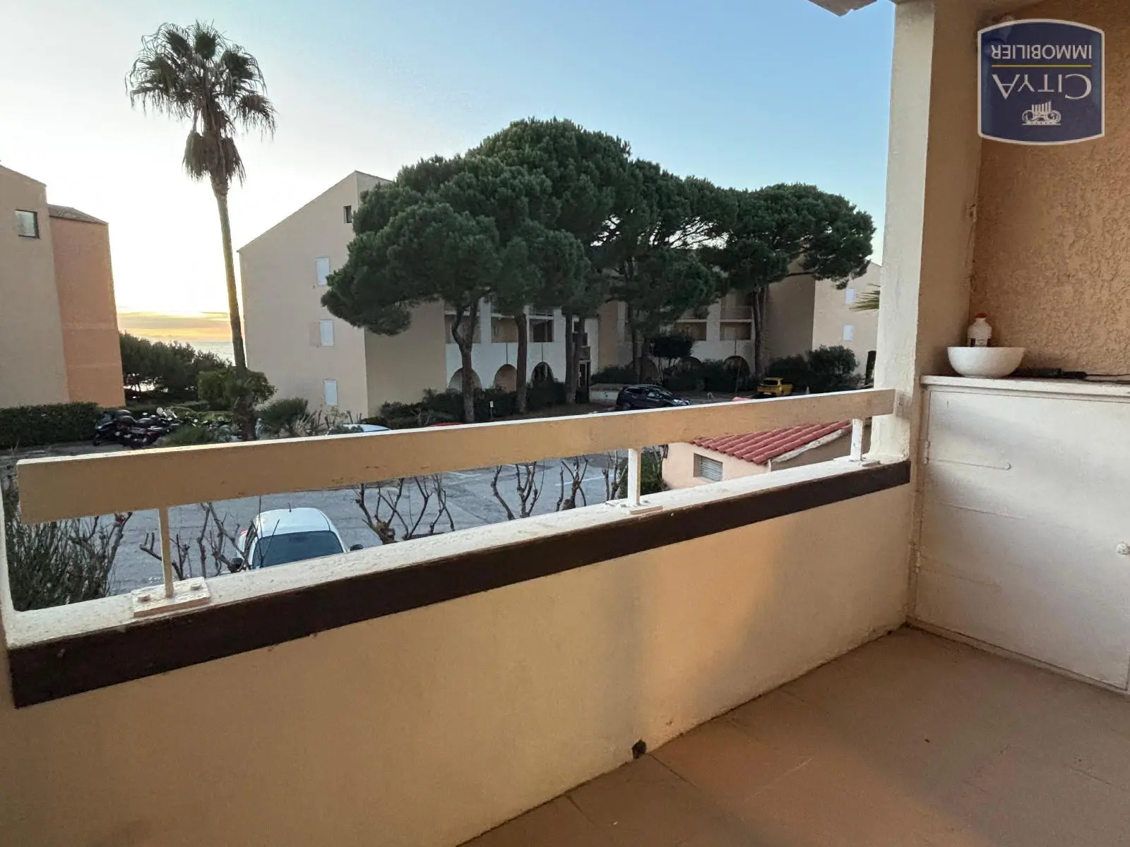 Photo 2 Appartement 1 pièce 24.69m²