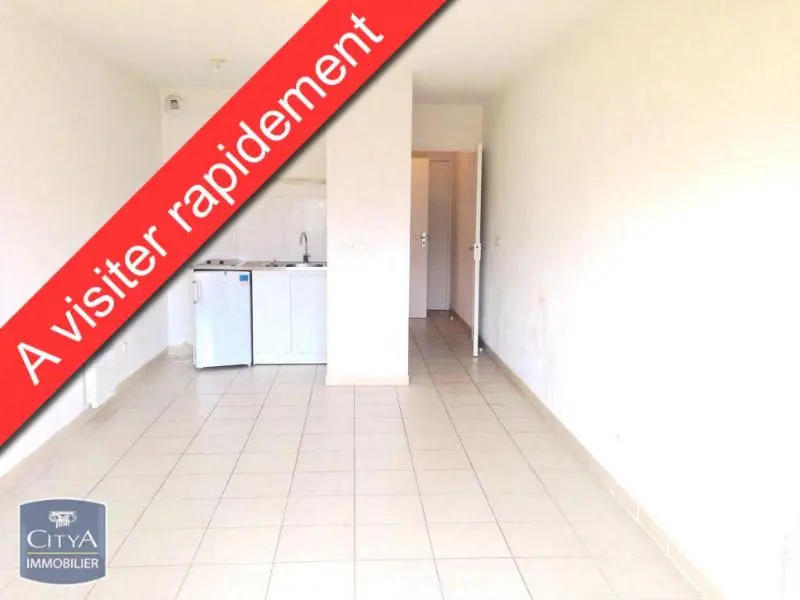 Photo 1 Appartement 1 pièce 27.1m²