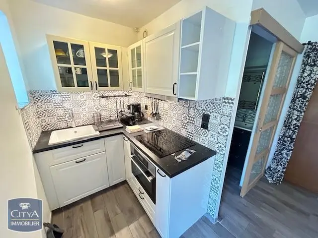 Photo 3 Appartement 1 pièce 15.84m²