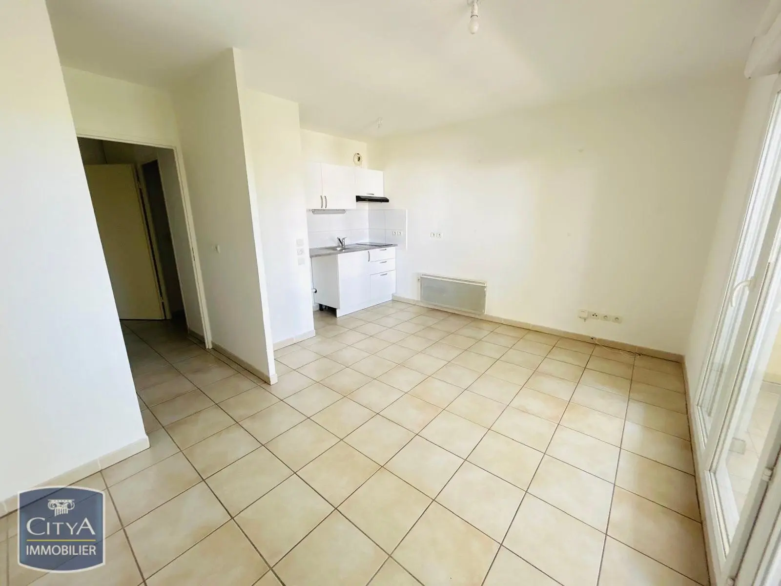 Photo 2 Appartement 1 pièce 24.47m²