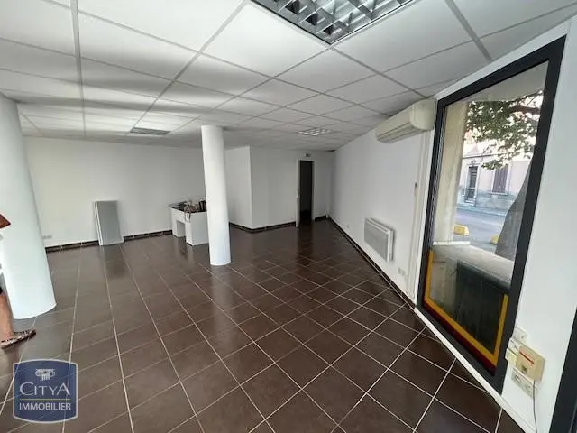 Photo 3 Local Commercial