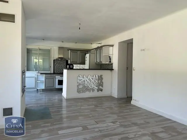 Photo 2 Appartement 4 pièces 72.25m²