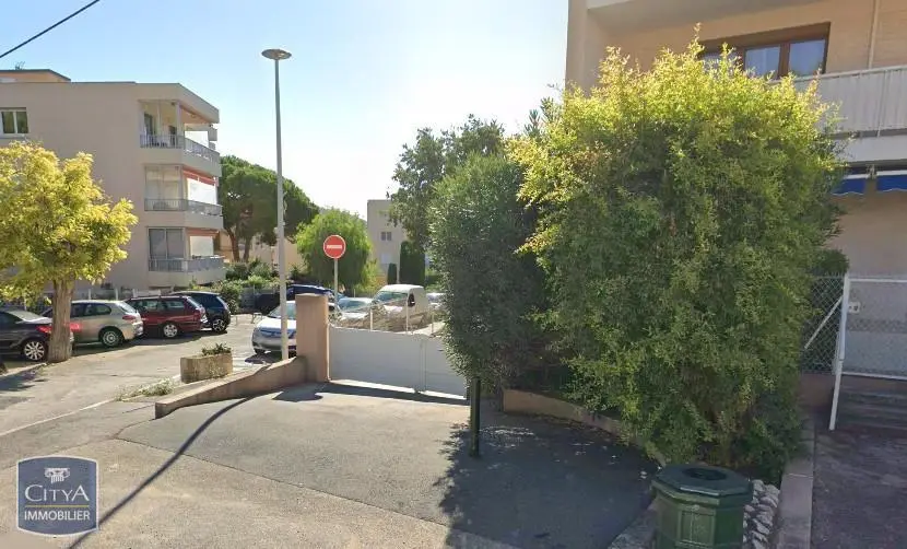 Photo 1 Parking 14m²