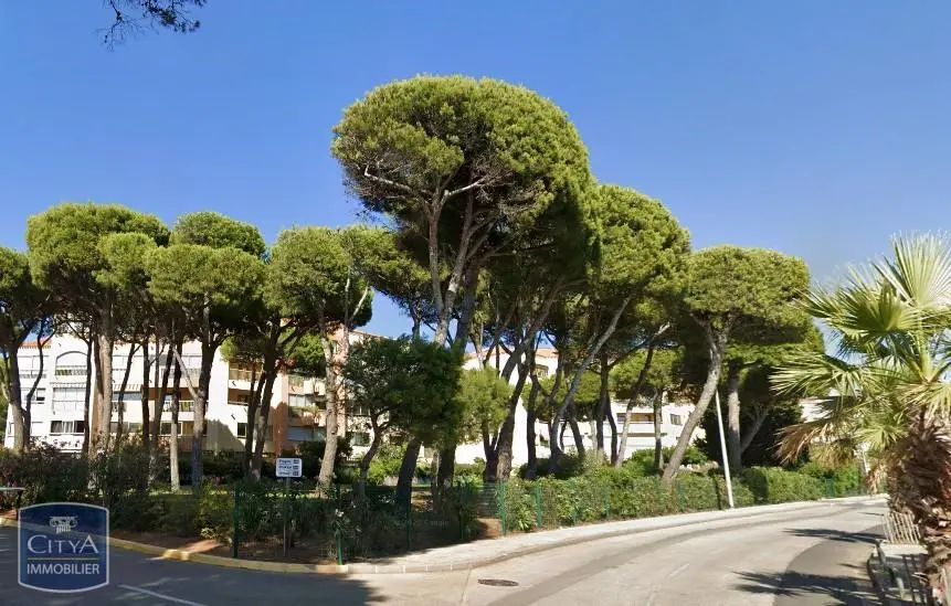 Photo 1 Parking 12m²