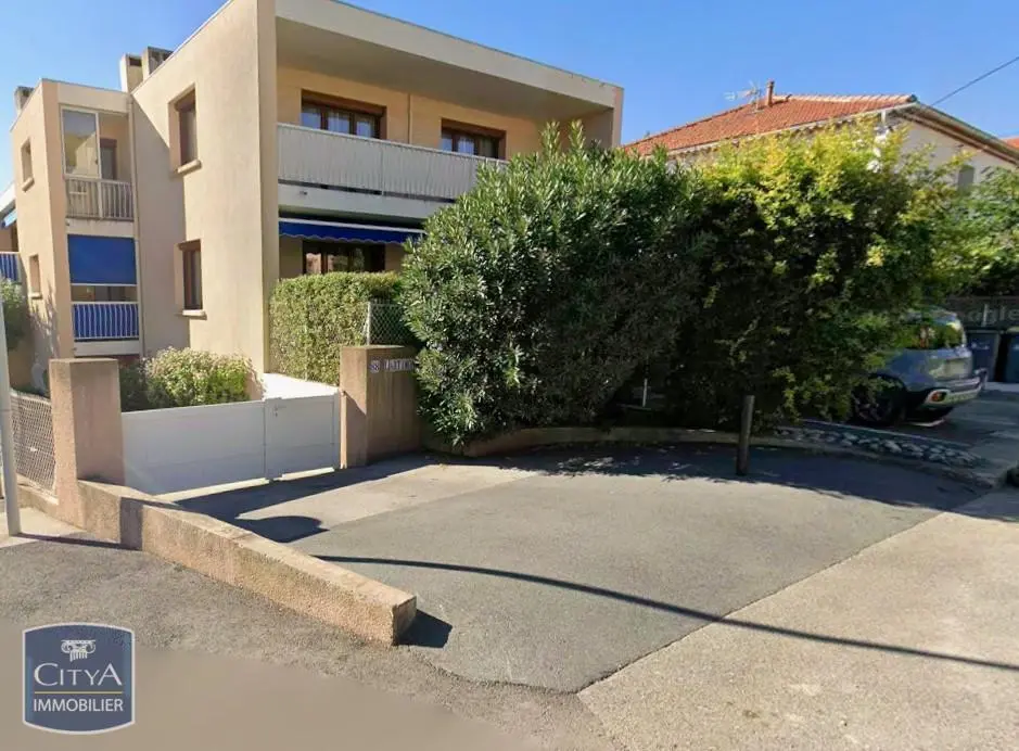 Photo 1 Parking 14m²