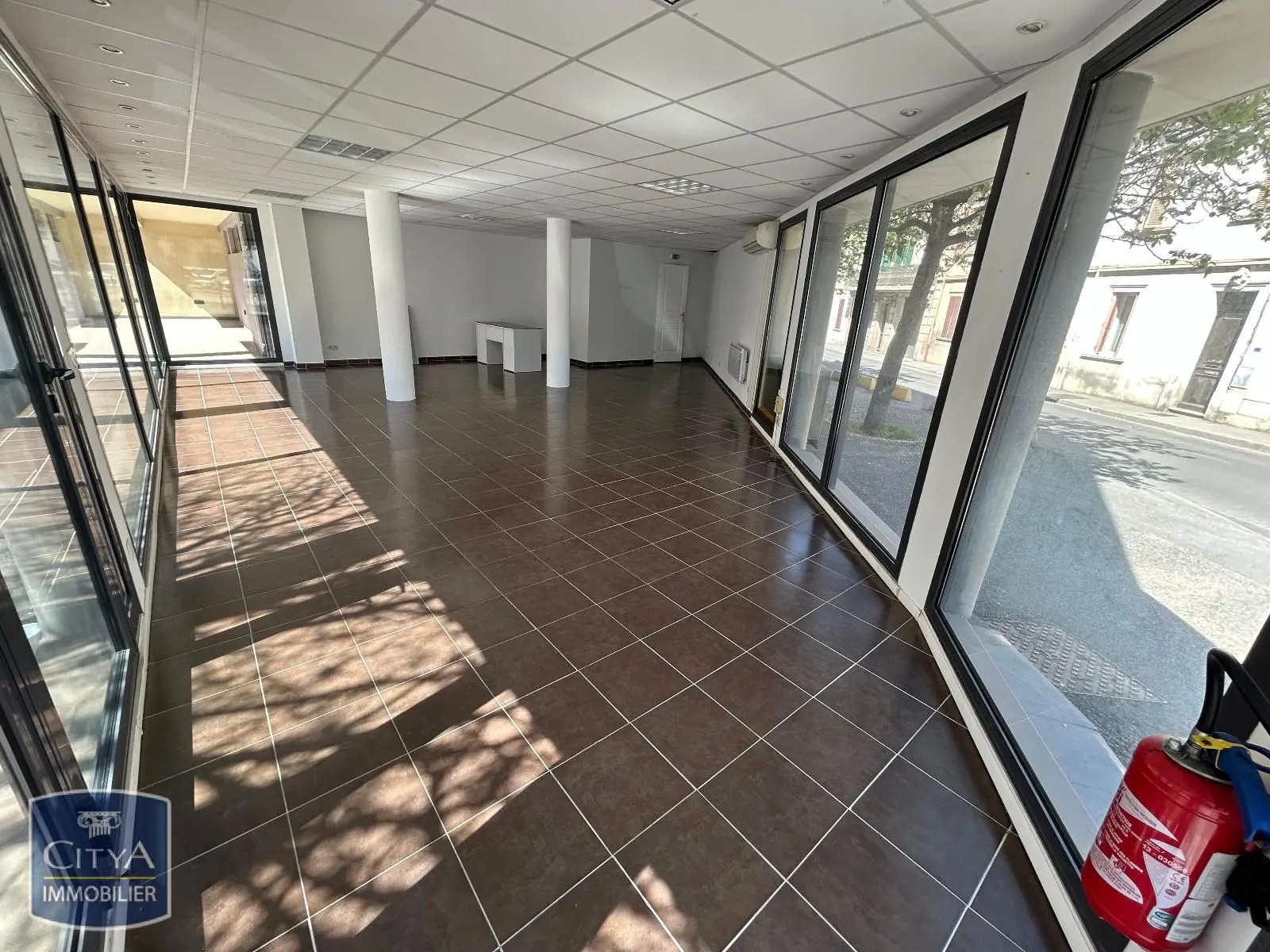 Photo 4 Local Commercial