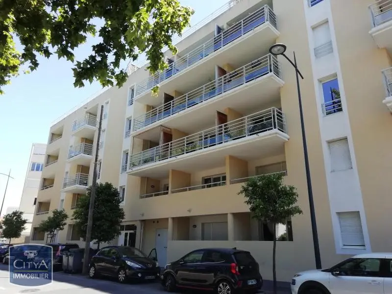 Photo 1 Appartement 1 pièce 24.47m²