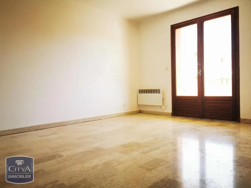 Photo 2 Appartement 1 pièce 31m²