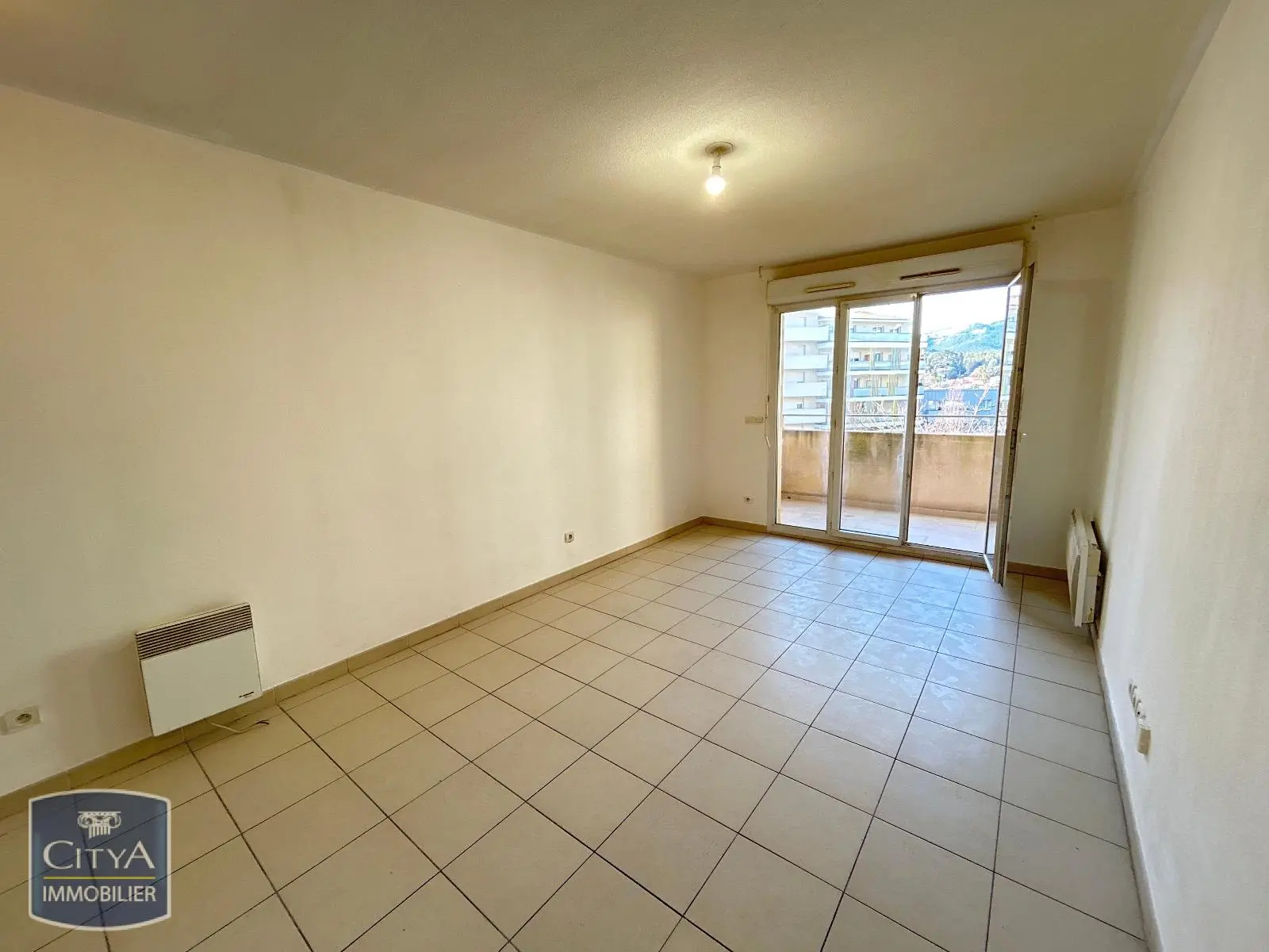 Photo 1 Appartement 1 pièce 27.15m²