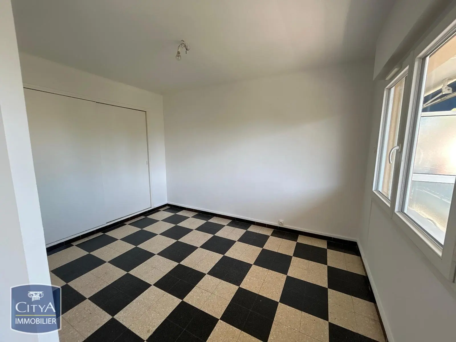 Photo 3 Appartement 2 pièces 55.82m²