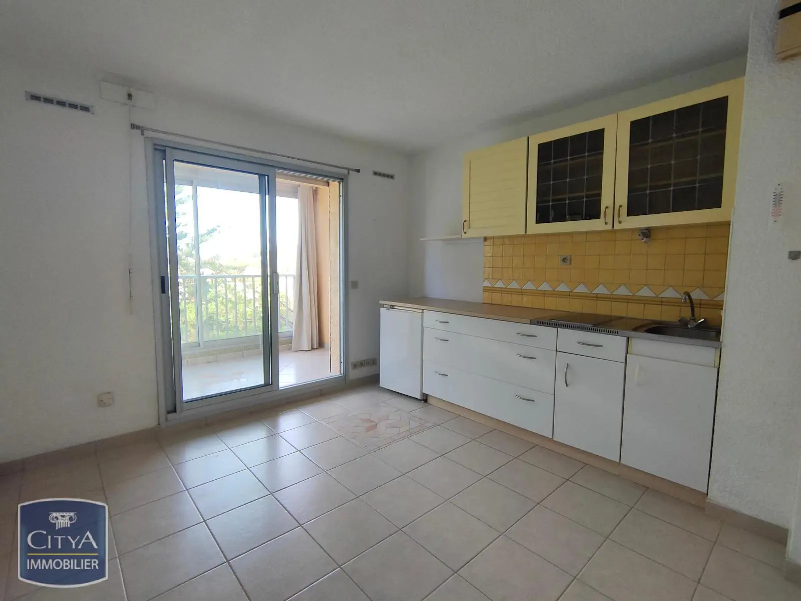 Photo 2 Appartement 1 pièce 18.05m²