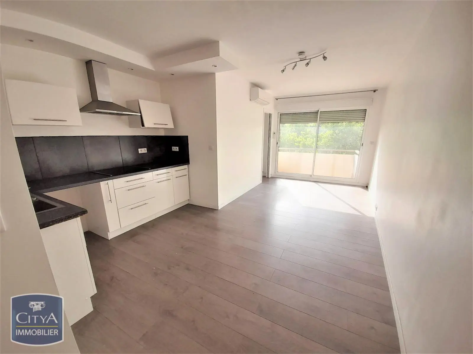 Photo 2 Appartement 2 pièces 34.1m²