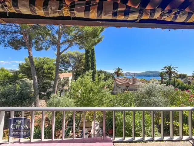 Photo 1 Appartement 1 pièce 28.49m²