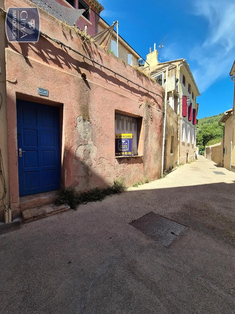 Photo 4 local commercial Ollioules