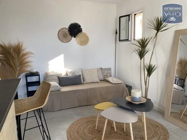 Photo 2 Appartement 1 pièce 27m²
