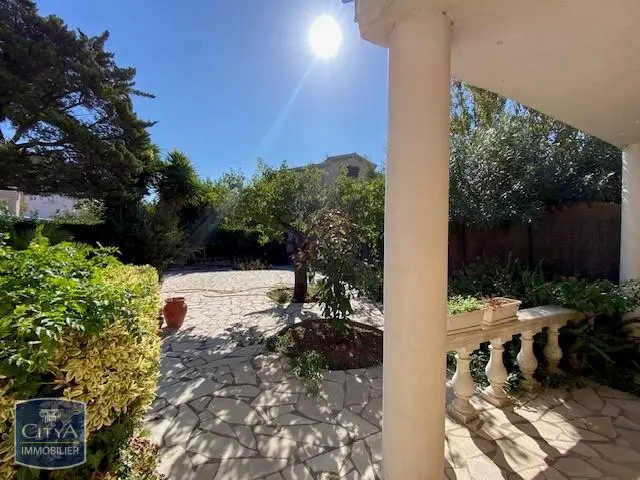 Photo 6 Maison 8 pièces 175m²