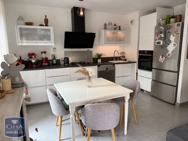 Photo 3 Appartement 2 pièces 97m²
