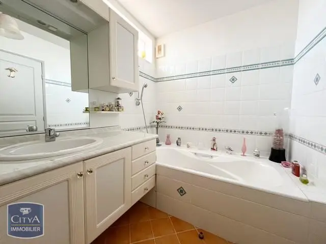 Photo 9 Appartement 4 pièces 118m²