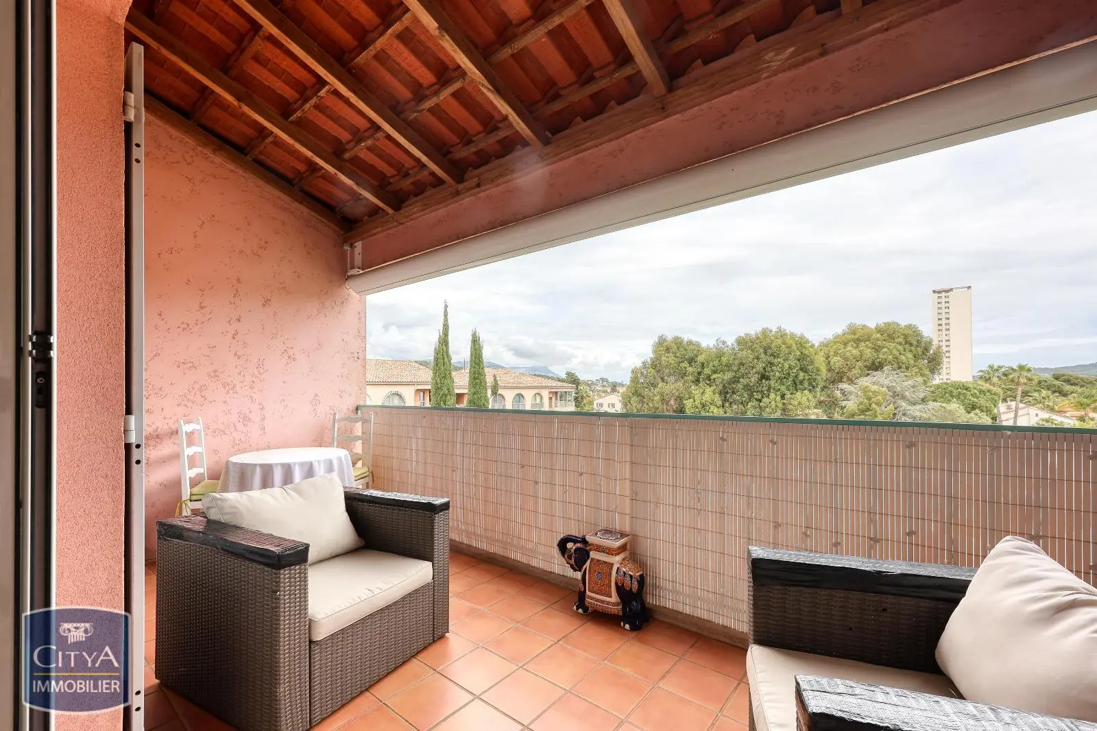 Photo 2 Appartement 5 pièces 89m²