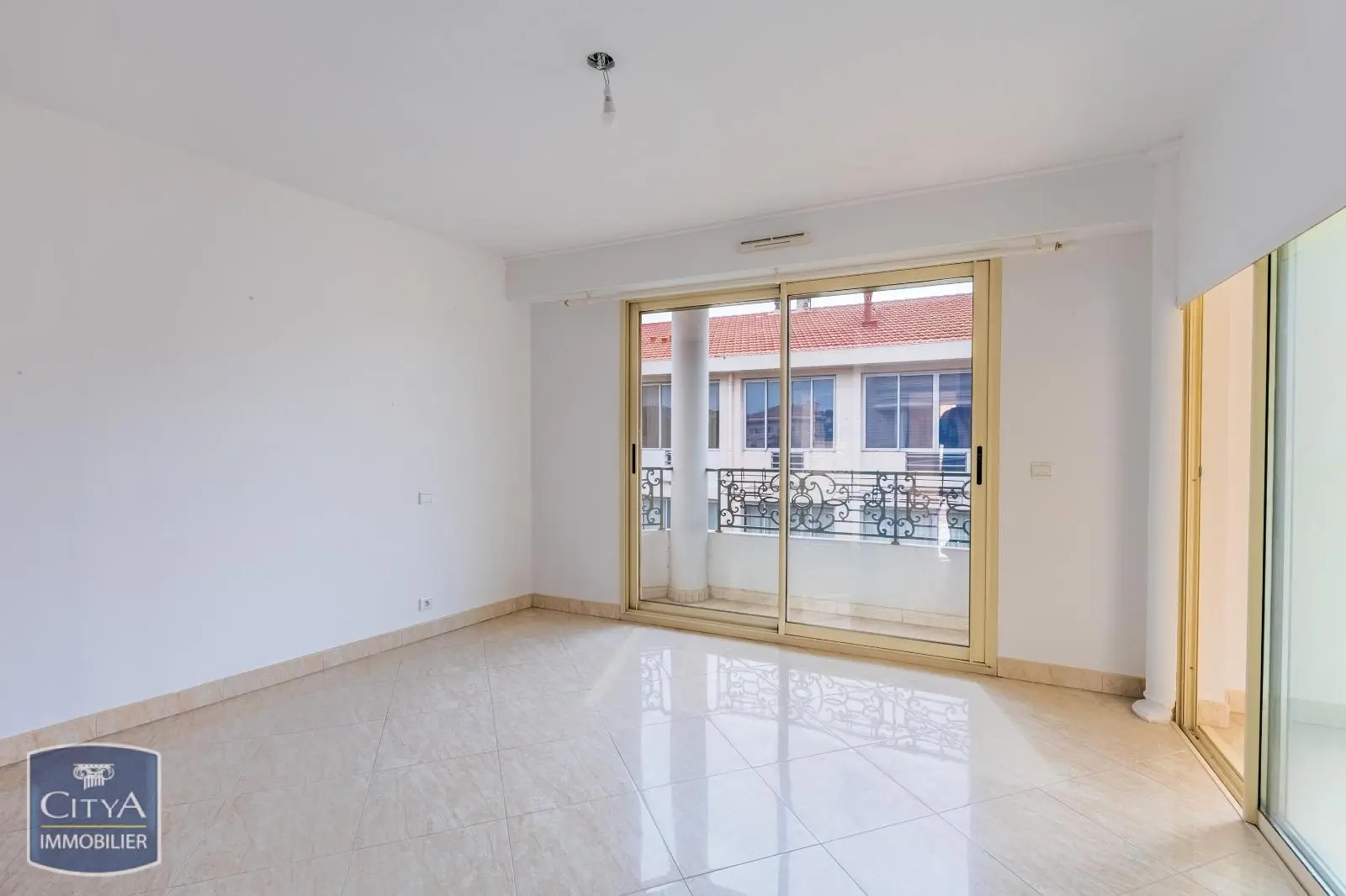 Photo 7 Appartement 4 pièces 150m²