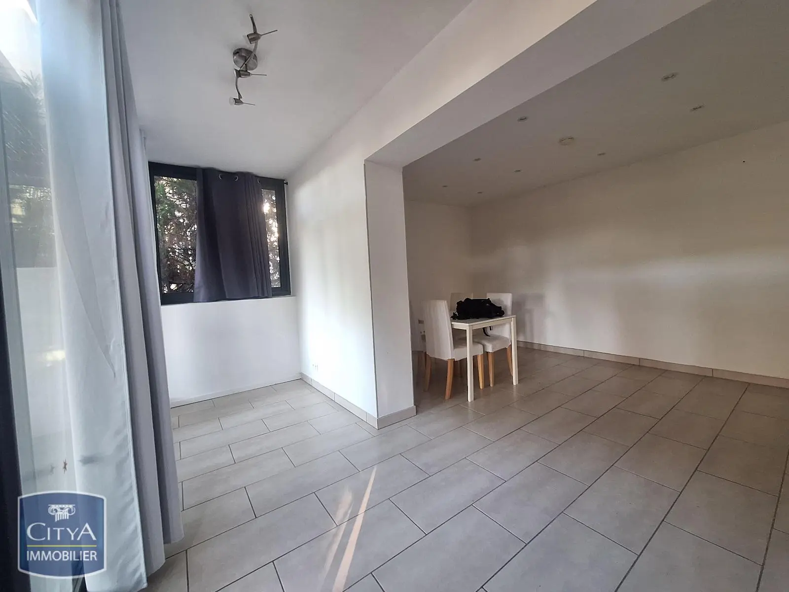Photo 3 Appartement 2 pièces 43m²