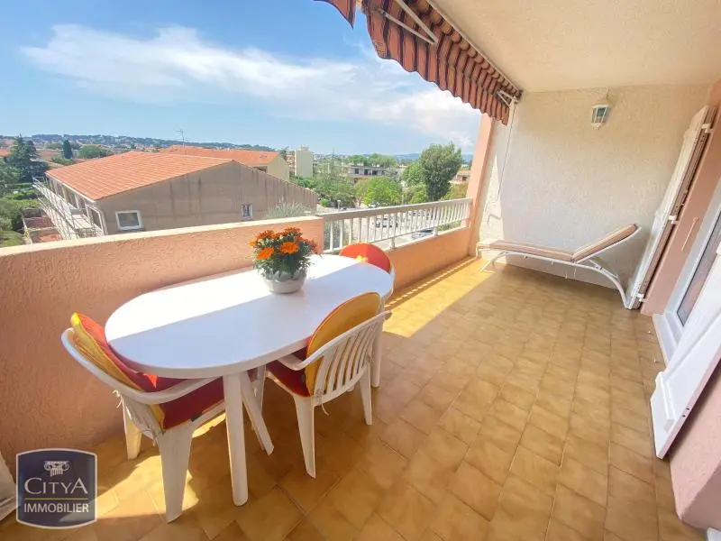 Photo 2 Appartement 2 pièces 40m²