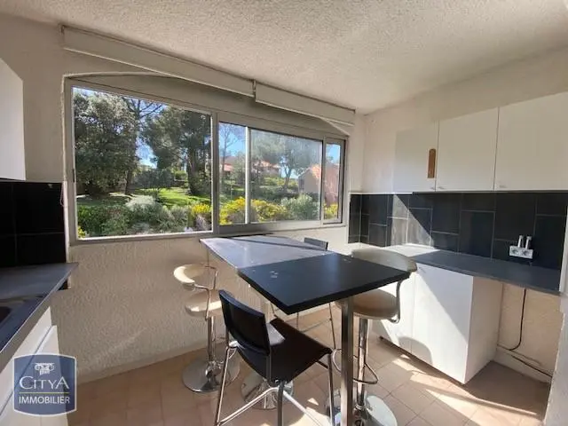 Photo 1 Appartement 1 pièce 21m²