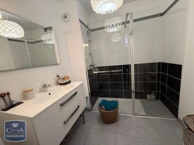 Photo 5 Appartement 2 pièces 97m²