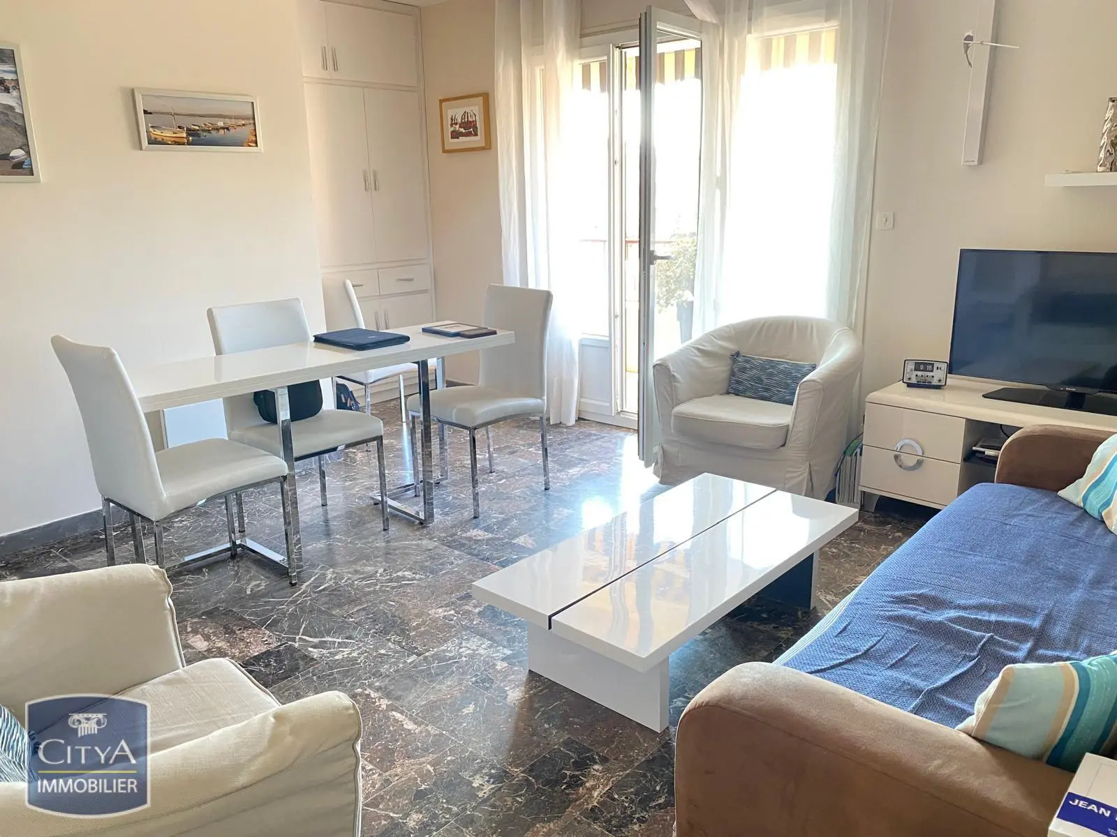 Photo 2 Appartement 2 pièces 42m²