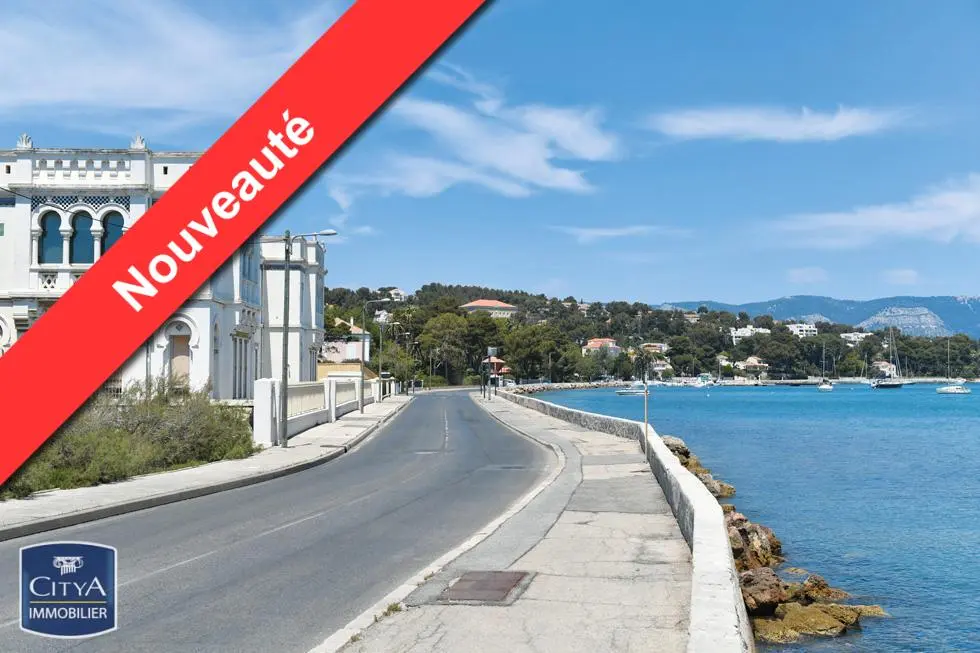 Photo 1 Appartement 1 pièce 28m²